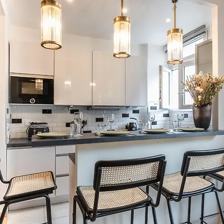 Cosy & Design Apartment 4 Guests - Eiffel Tower-2